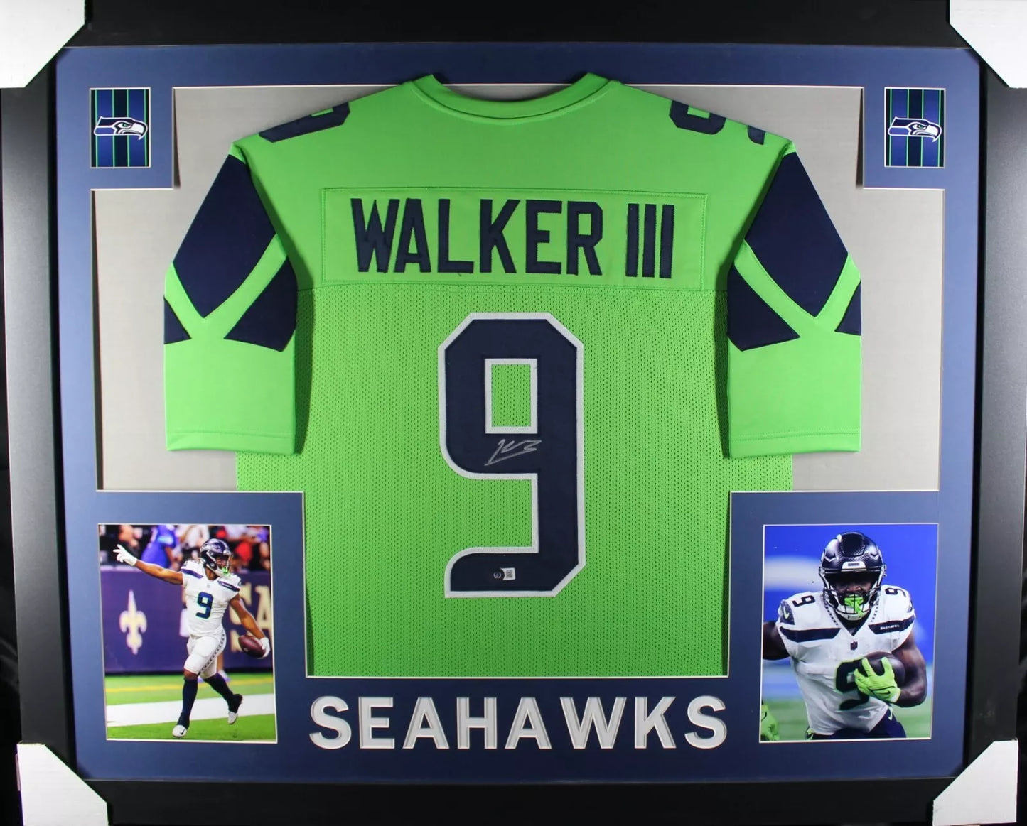 KENNETH WALKER Signed/Autographed Custom Jersey in 35x43 Frame - Beckett/BAS